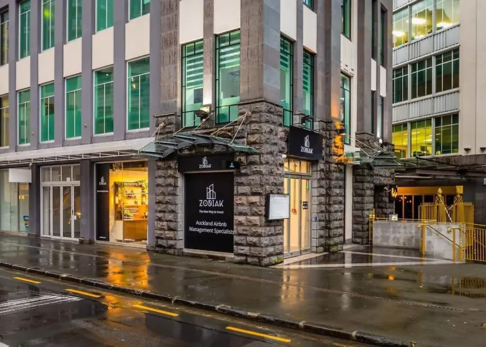Bright One Bedroom Beauty With Balcony And Unbeatable Views